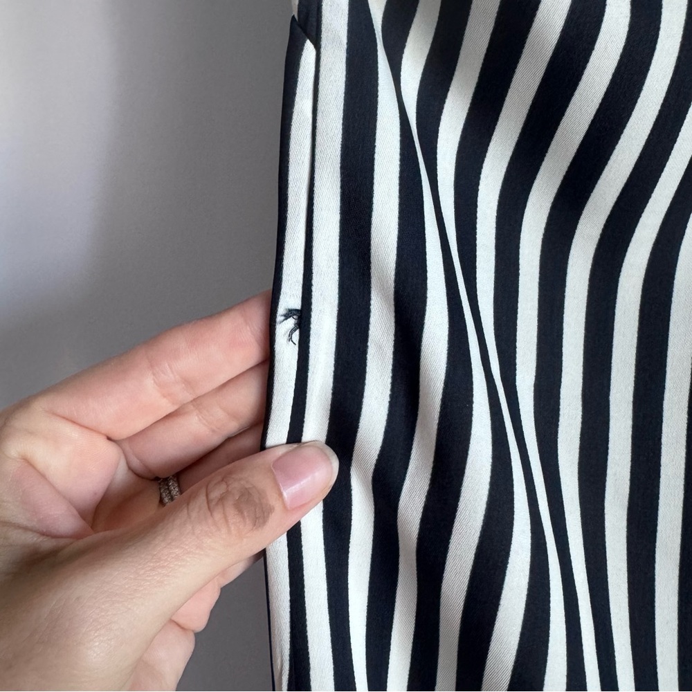 🤩 H&M Stripe Dress Size 0 - Picture 6 of 7